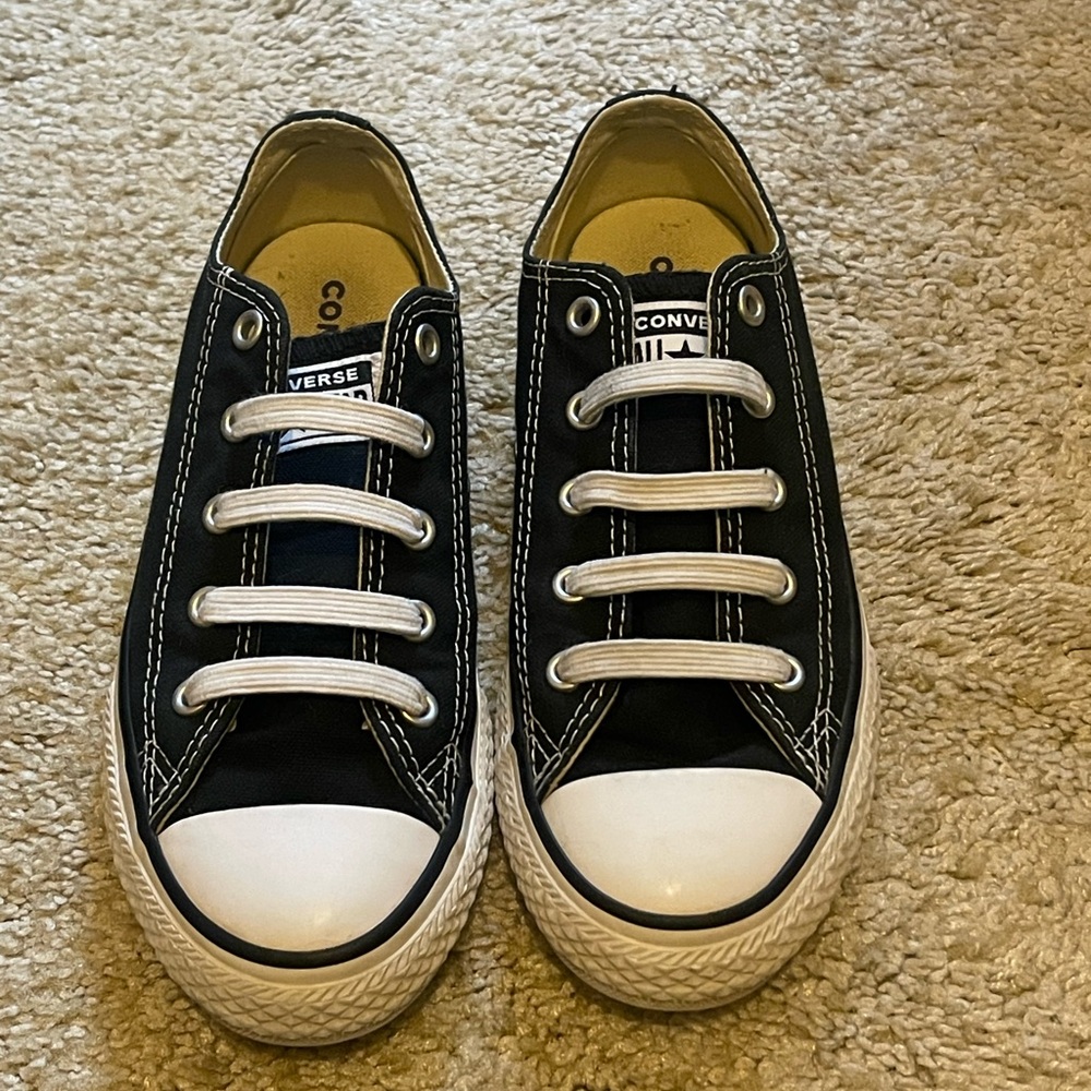 Kids converse shoes